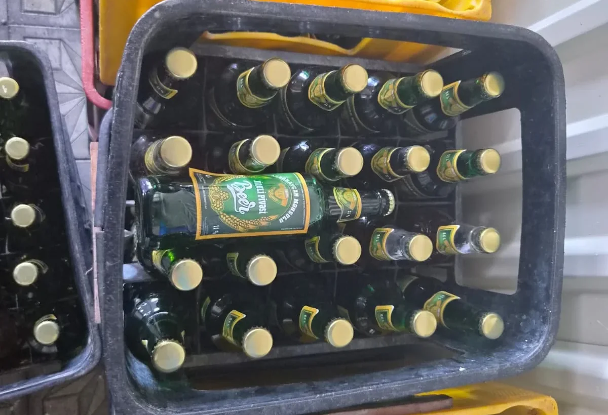 Yevlaxda Jiquli pivəsini belə saxtalaşdırırlar - FOTO