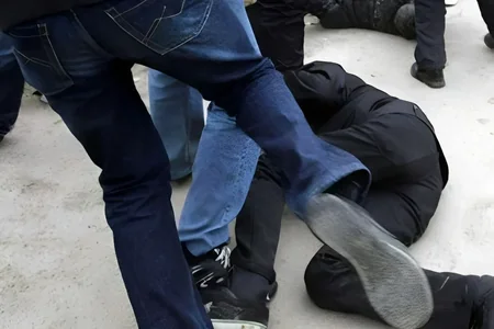 Gəncədə dalaşanları ayırarkən öldürülən şəxs tanınmış vəkilin qardaşı imiş - FOTO