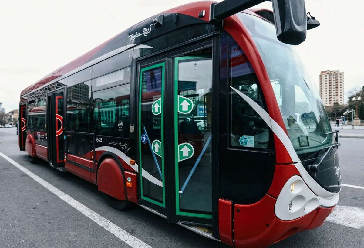 Yolların təmiri bəzi avtobusların marşrutunu dəyişdi
