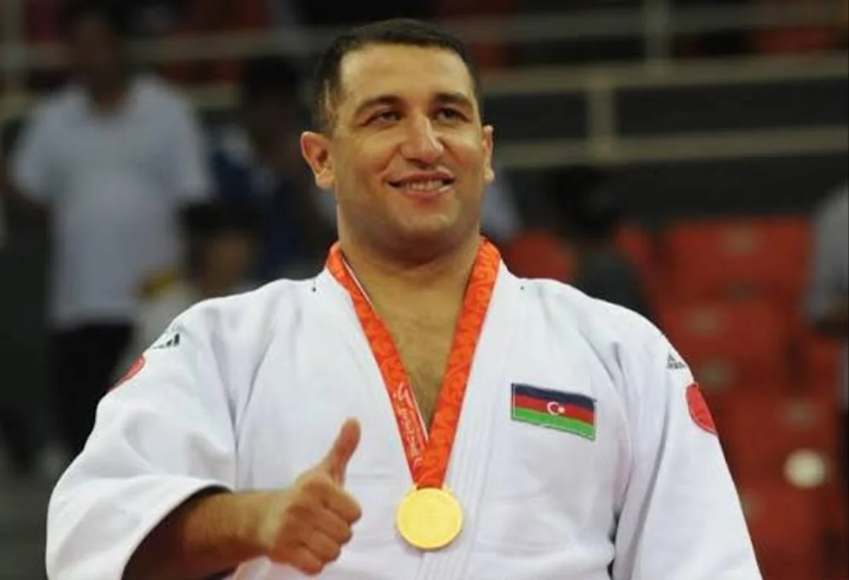 İlham Zəkiyev 10-cu dəfə Avropa çempionu oldu