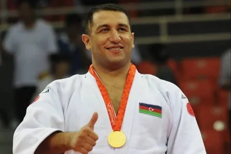 İlham Zəkiyev 10-cu dəfə Avropa çempionu oldu
