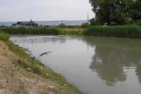 Samuxda yeniyetmə su kanalında boğuldu