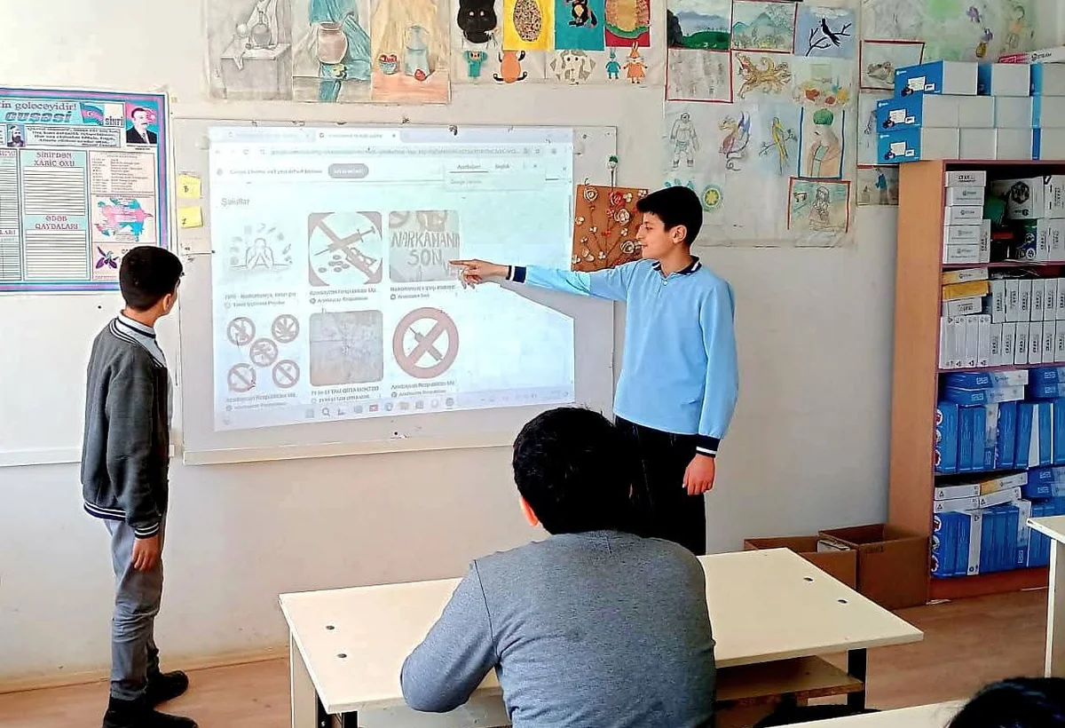 Lerikdə məktəblilər narkomaniyanın təhlükələri barədə məlumatlandırılıb