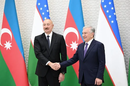 Şavkat Mirziyoyev Heydər Əliyev ordeni ilə təltif edilib