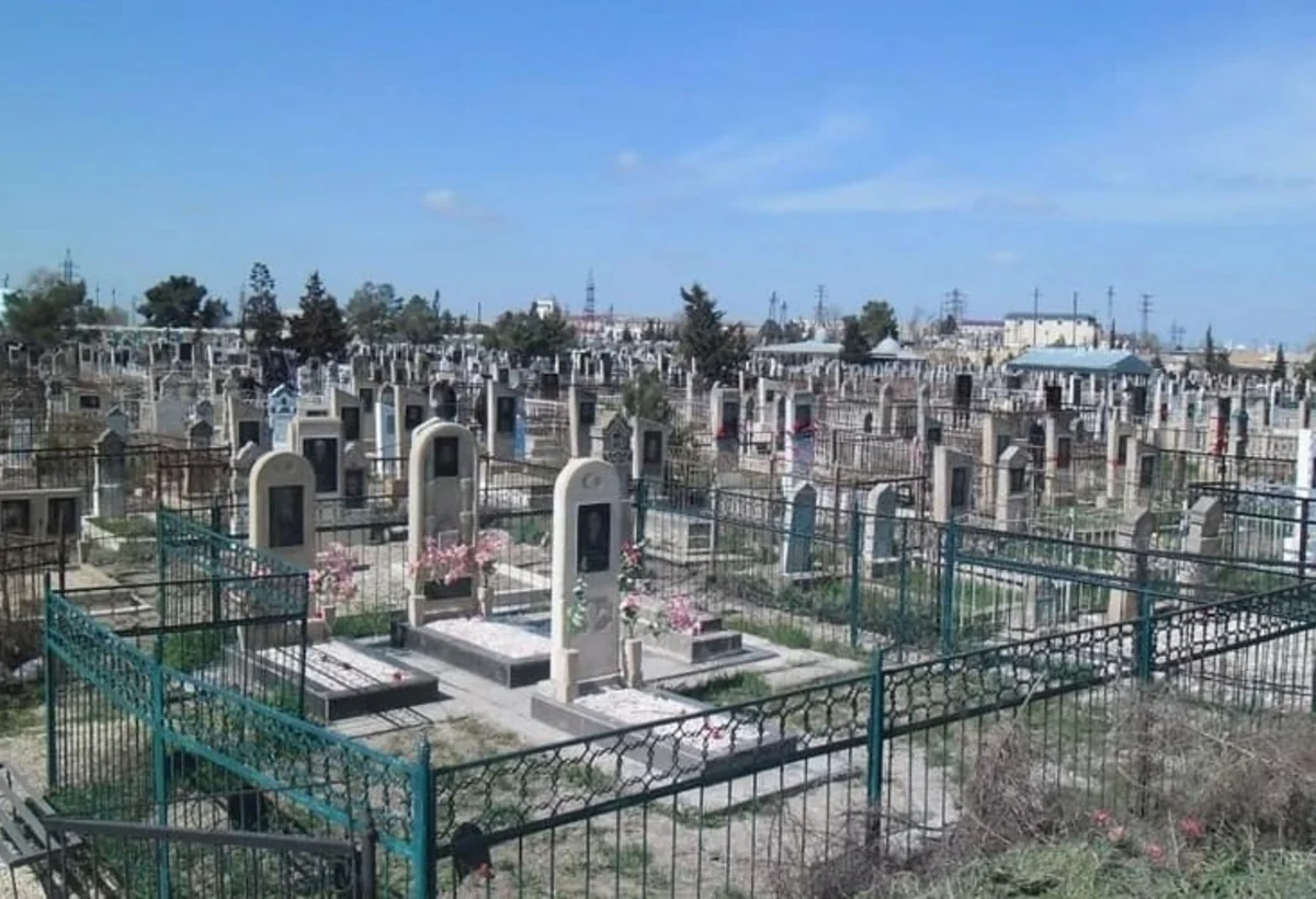 Salyanda 60 yaşlı kişi qəbiristanlıqda intihar etdi