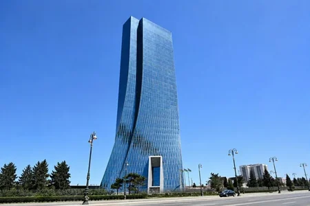 Mərkəzi Bankın baş direktoru vəzifəsindən ayrıldı - FOTO