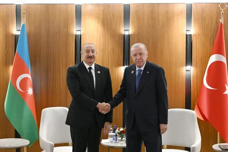 Azərbaycan və Türkiyə prezidentləri müttəfiqlik əlaqələrinin perspektivlərini müzakirə ediblər