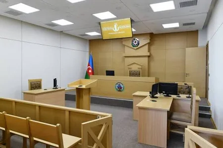 Vəkildən məhkəmə iclaslarının vaxtında keçirilməsinə ÇAĞIRIŞ