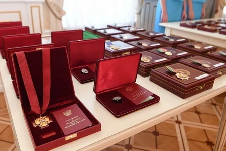 Ən son “Xalq yazıçısı”, “Xalq şairi”, Xalq artisti - SİYAHI