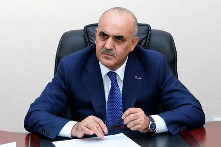 Səlim Müslümovun daha bir evi yarı qiymətə satışda