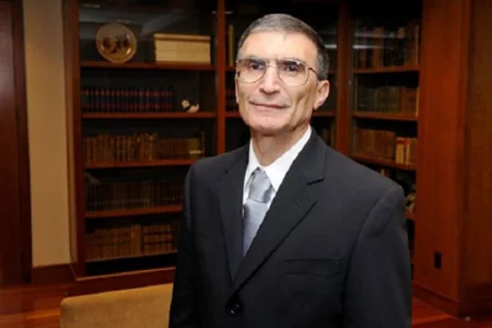 Prezidentdən 80 yaşlı alimlə bağlı SƏRƏNCAM