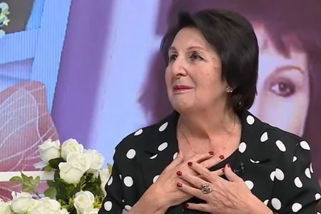 Ofeliya Sənani: Tərpənə bilmirəm