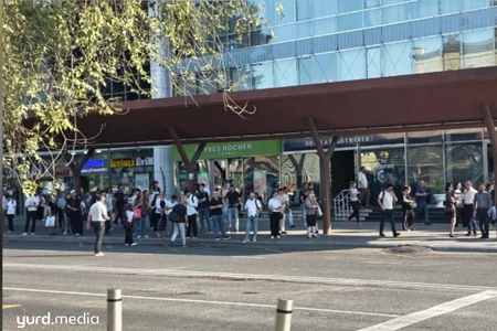 Bakının mərkəzində iki marşrutlarla bağlı problem: Sərnişinlər xeyli gözləməli olur