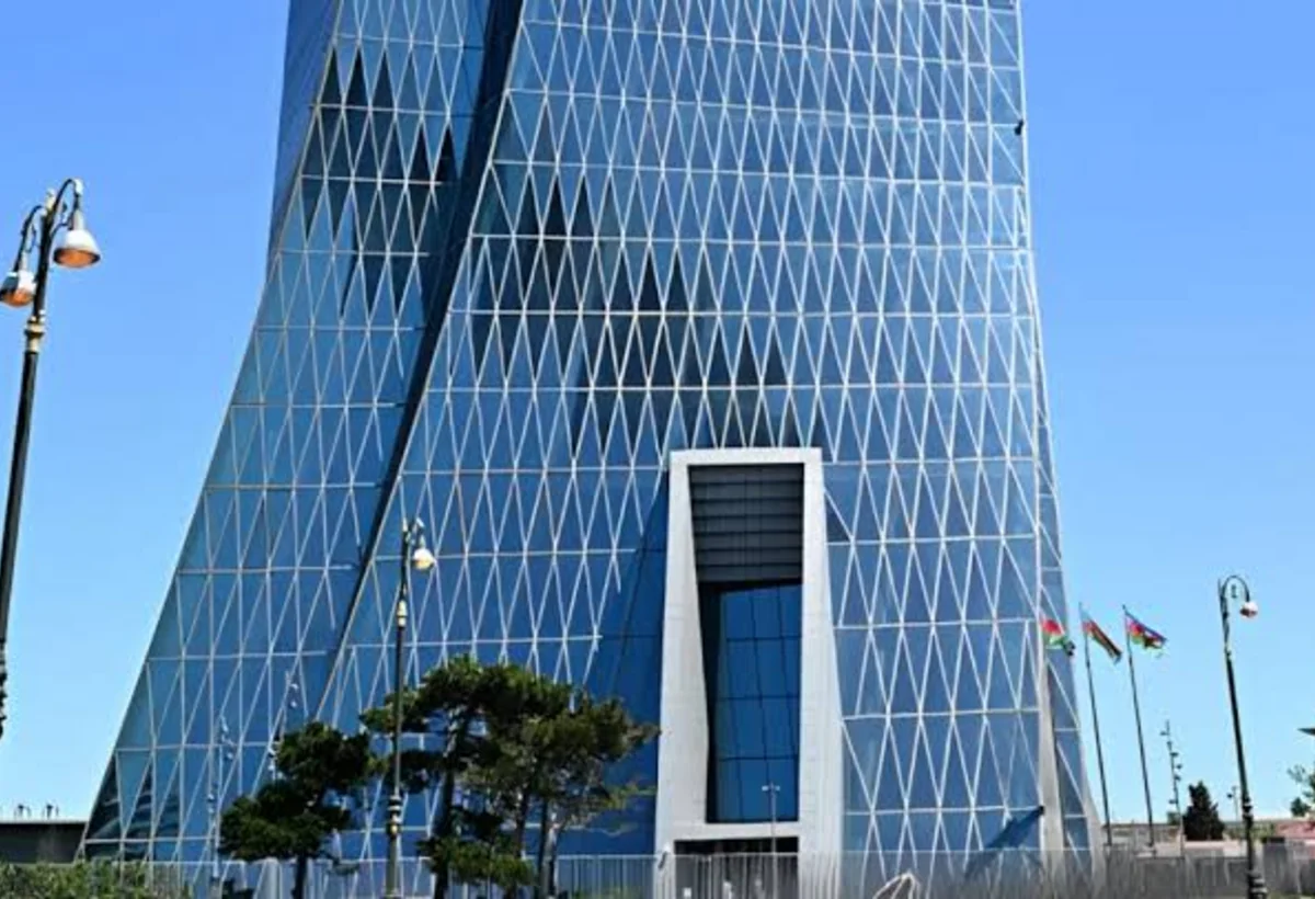 Azərbaycan Mərkəzi Bankı 3 şöbəsinə rəis axtarır