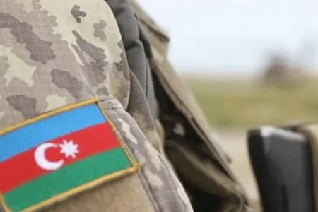 Hərbi qulluqçuların rütbə müddəti DƏYİŞİR – YENİ TƏKLİF