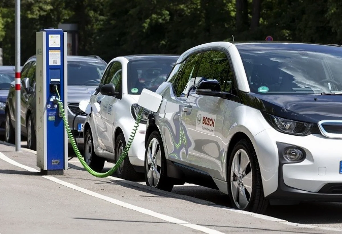 Azərbaycan elektromobil idxalını 55% azaldıb