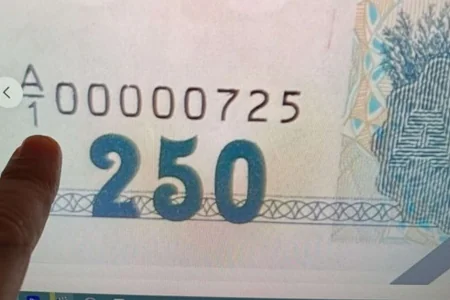 Köhnə 250 manatlıq auksionda 329 manata satıldı