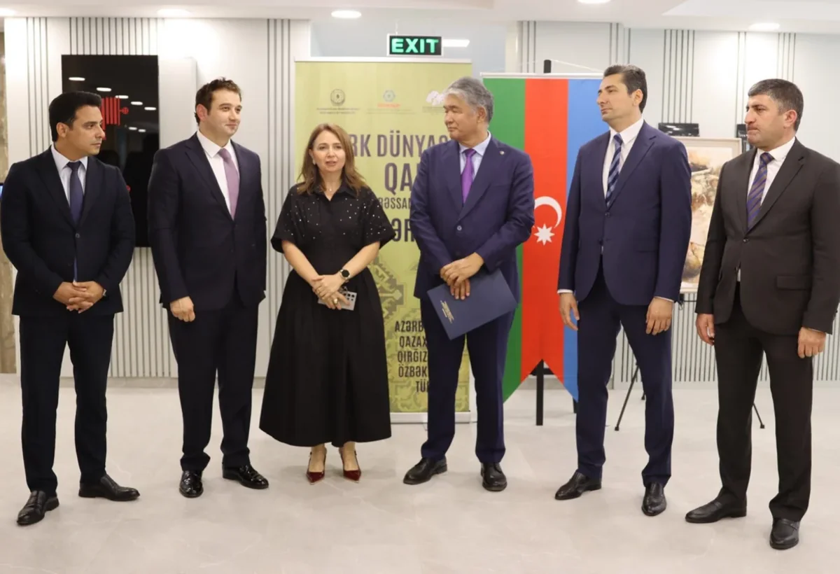 Xankəndidə türkdilli ölkələrin qadın rəssamlarının incəsənət simpoziumu və sərgisi keçirilib