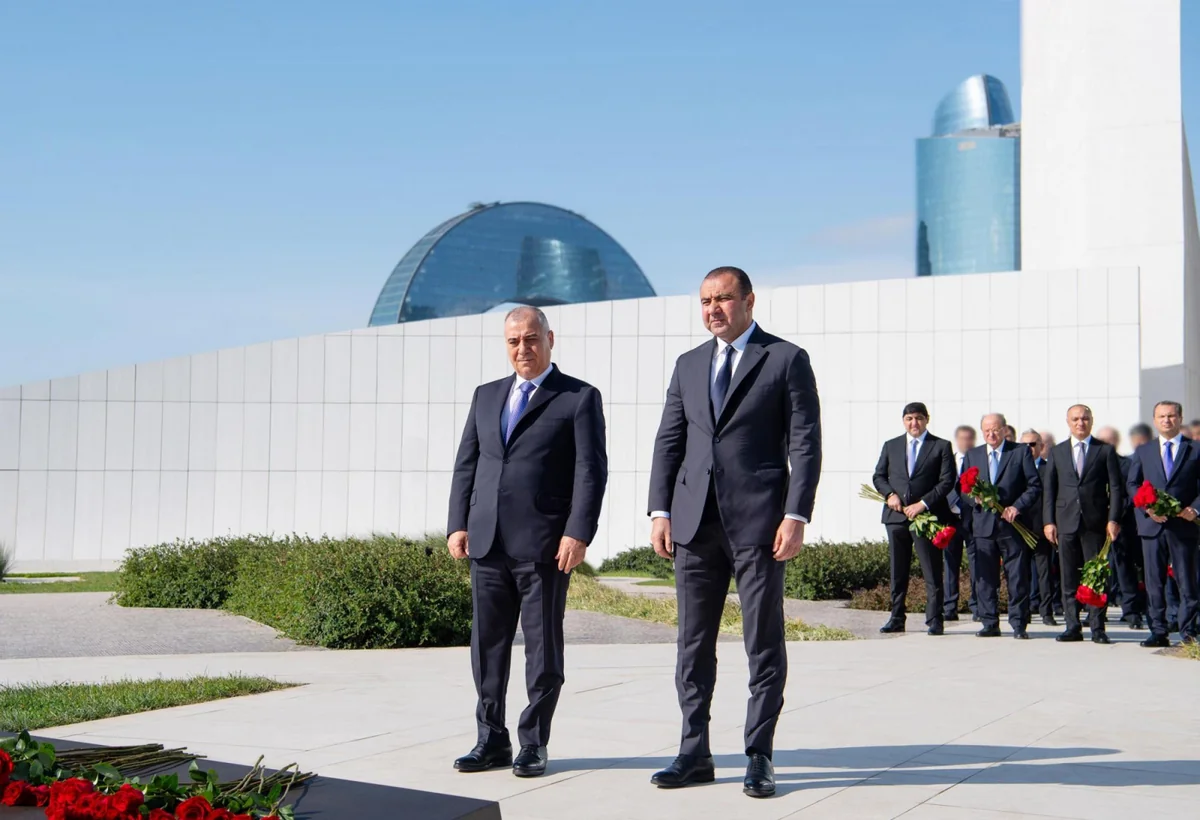 Əli Nağıyev və Orxan Sultanov Zəfər parkını ziyarət etdi - FOTO