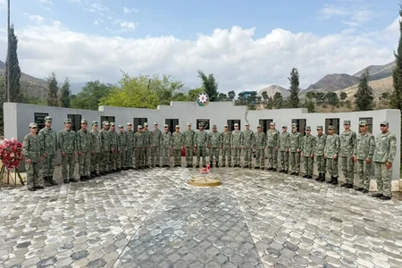 Azərbaycan Ordusunda Anım günü münasibətilə tədbirlər - FOTO