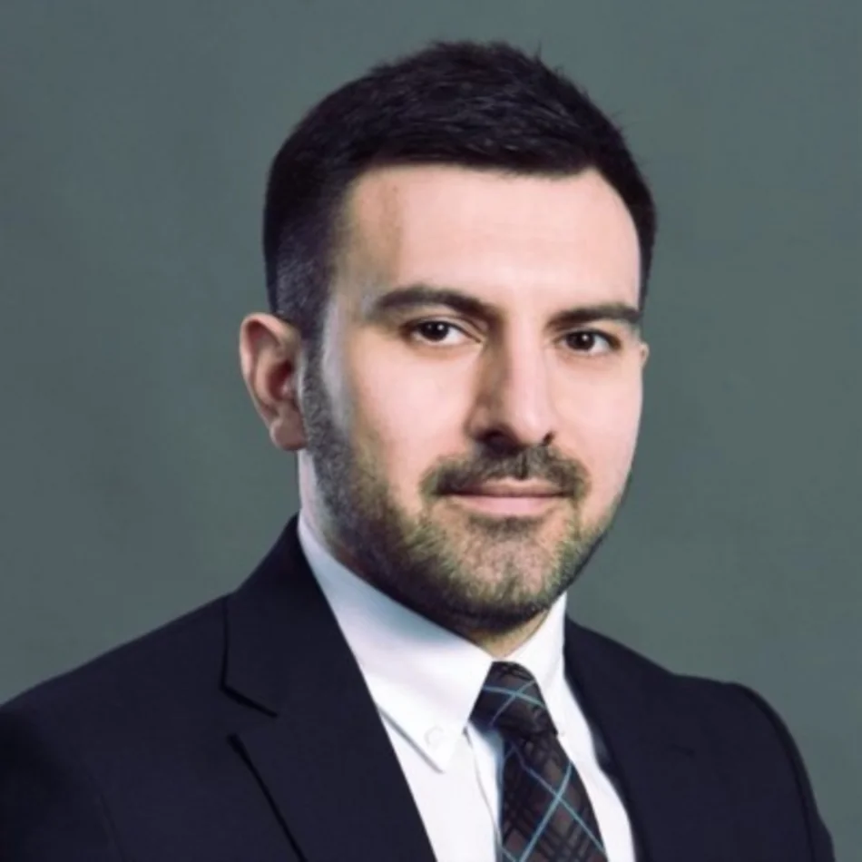 Elnur Əliquliyev