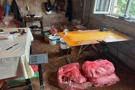 Baytarlıq yoxlamasından keçməyən ətlərin dönərxanalara paylanması aşkarlandı - FOTO