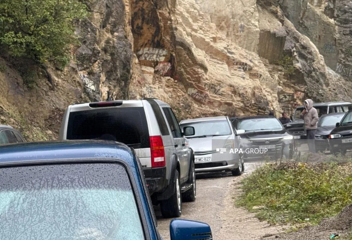 Quba-Xınalıq yolunda təkrar torpaq sürüşməsi - FOTO