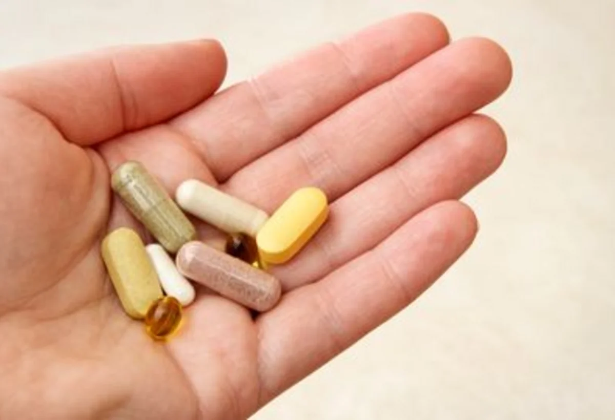 Yeni araşdırma: Multivitaminlər ömrü uzatmır, əksinə risk yaradır