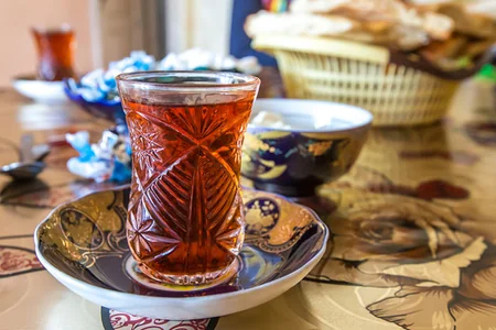 Çay içmək nə zaman təhlükəli ola bilər?