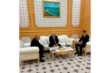Türkmənistanda İlham Əliyev Vladimir Putin və Sərdar Berdiməhəmmədovla görüşüb