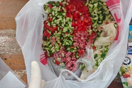 Məktəbdə şagirdlər hazırladığı qidadan zəhərləndilər