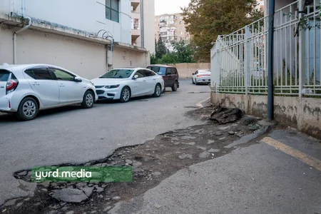 Yeni Yasamalda qazıntıdan sonra yol örtüyü bərpa olunmur - FOTO