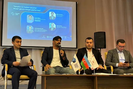 “Karyera və mədəni dəyərlər: Müasir gəncin inkişaf platforması” mövzusunda panel müzakirəsi təşkil olunub