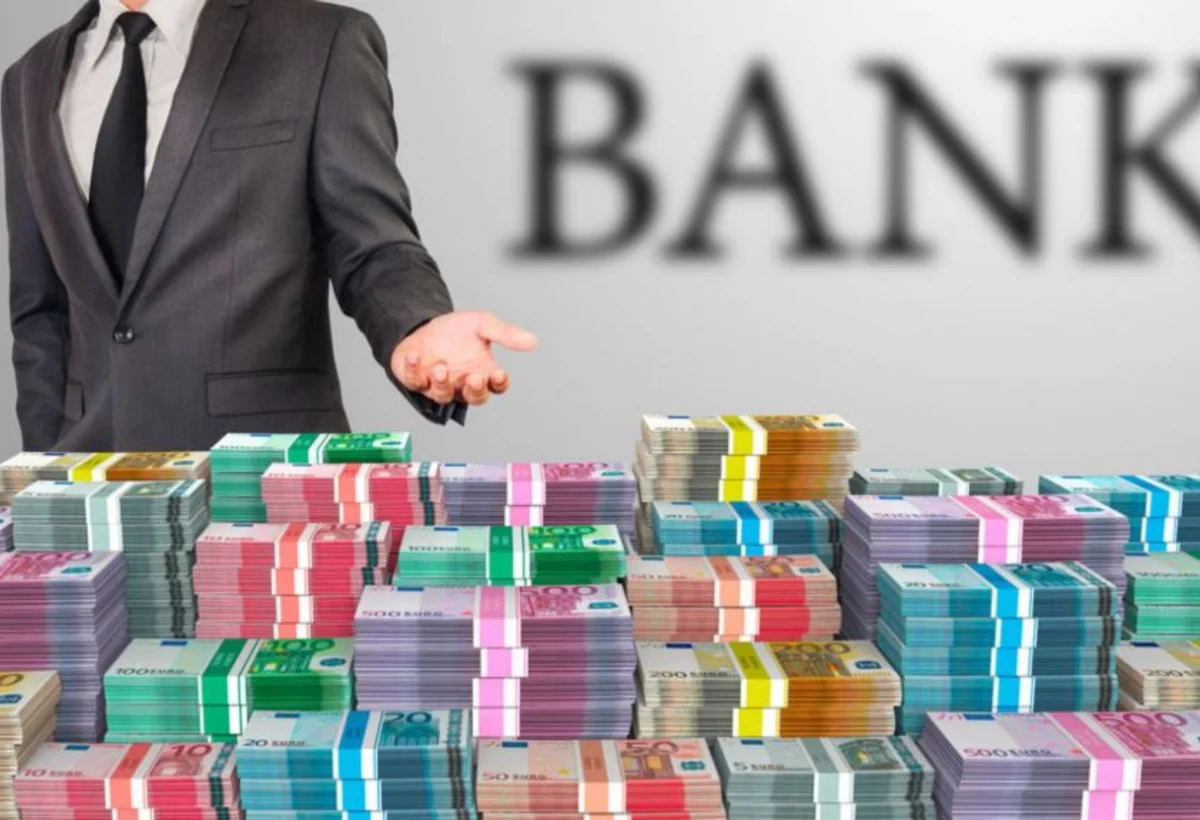 Bankların aktivləri 64 milyard manata yaxındır