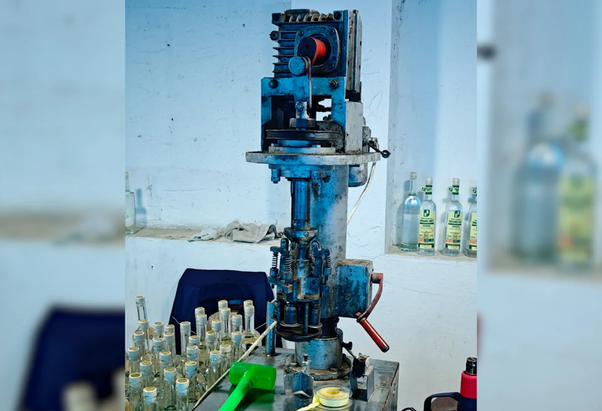 Kustar üsulla Organic araqları belə hazırlanır - FOTO
