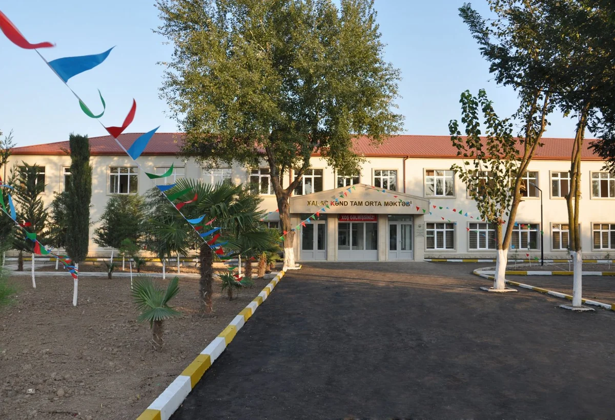 Beyləqanda müəllim qəfil vəfat edib - FOTO