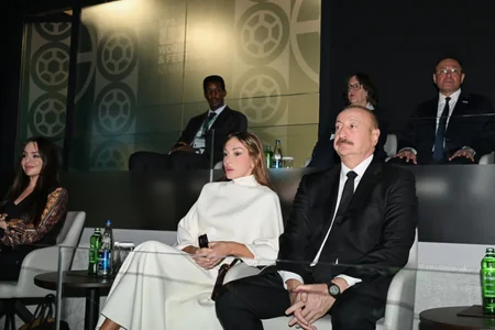 Prezident İlham Əliyev FIFA U-15 dünya çempionatının və festivalının açılış mərasimini izləyib